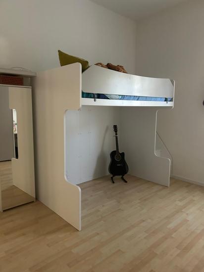  id.5261404